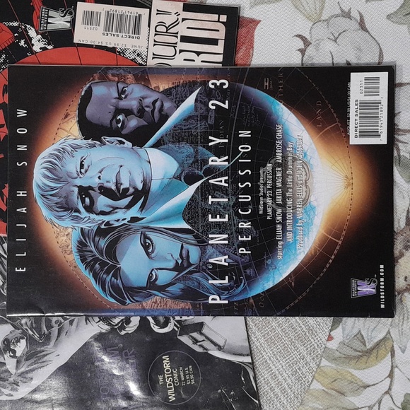 Planetary Comics Collectible Paperback Bundle - Picture 2 of 6